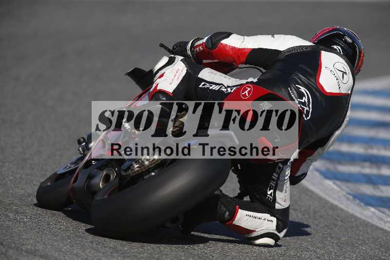 /Archiv-2024/01 26.-28.01.2024 Moto Center Thun Jerez/Gruppe schwarz-black/864